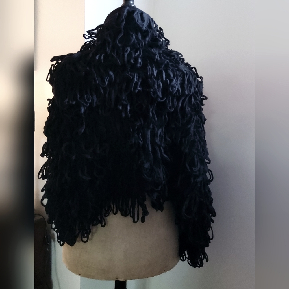 Nwotjos M.B. Versatile Black Loop Wrap - image 5